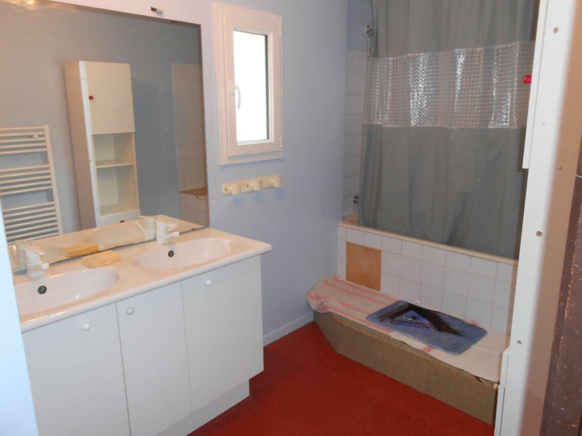 Flat Appartement Château-Renault Buitenkant foto